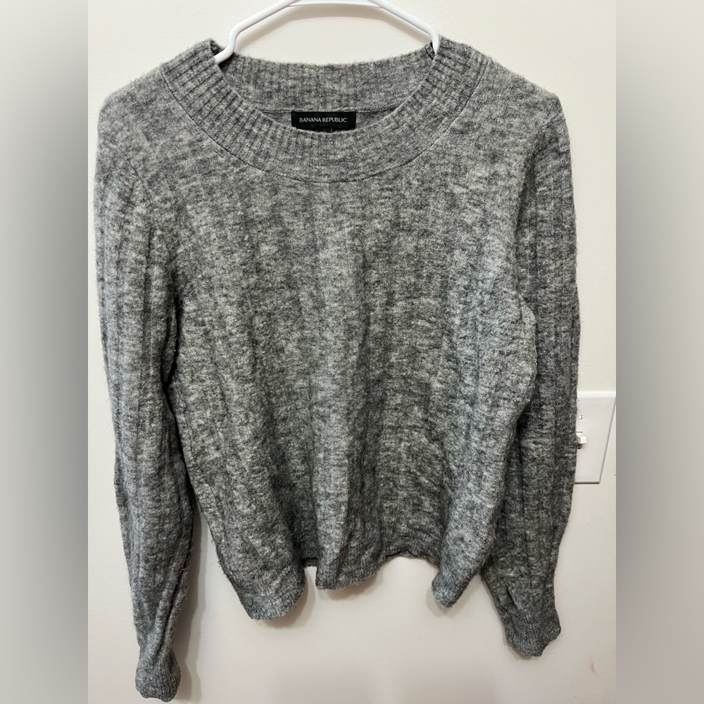 Women’s Banana Republic Wool/Alpaca blend Wide Ribbed Sweater size XS